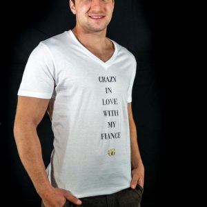 Camiseta "Crazy in love with my fiancé"