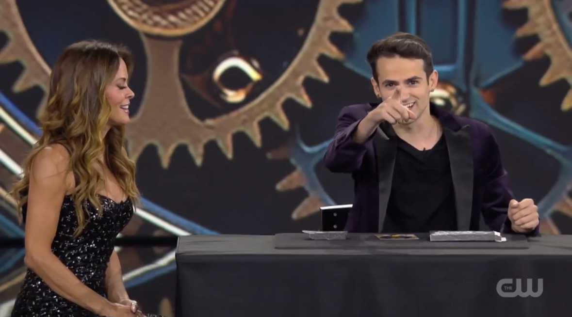 Ilusionista y mentalista Antonio Martínez