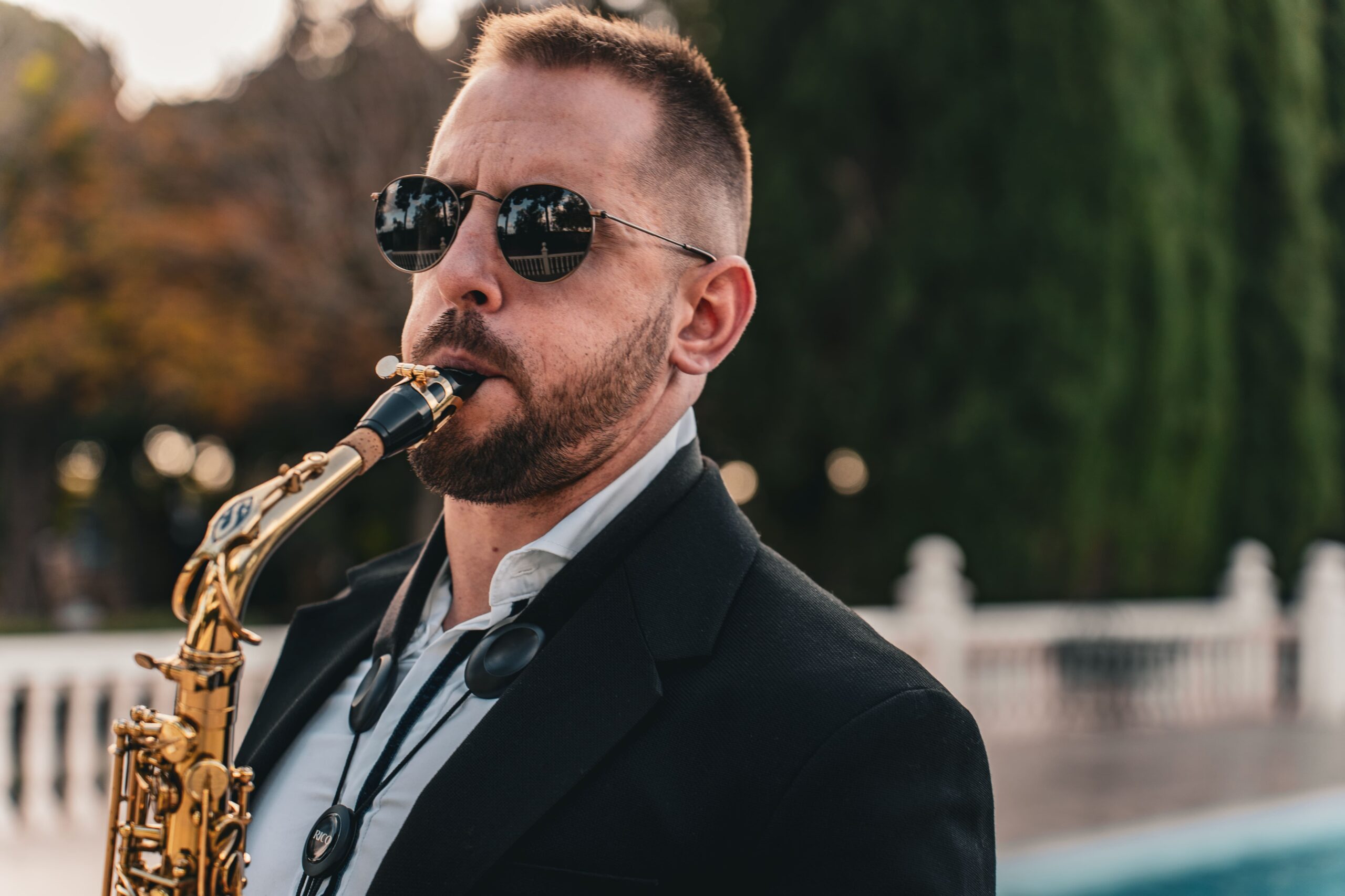 Mr. Sax – ¡La Banda Sonora Perfecta para Tu Boda!